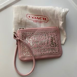 Coach | wristlet